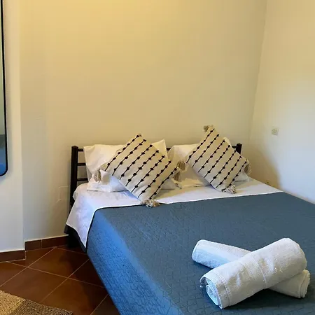Holiday home Sea View - Close From - Rovinia Liapades