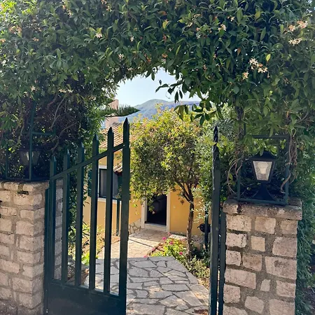 Sea View - Close From - Rovinia Dom wakacyjny Liapades